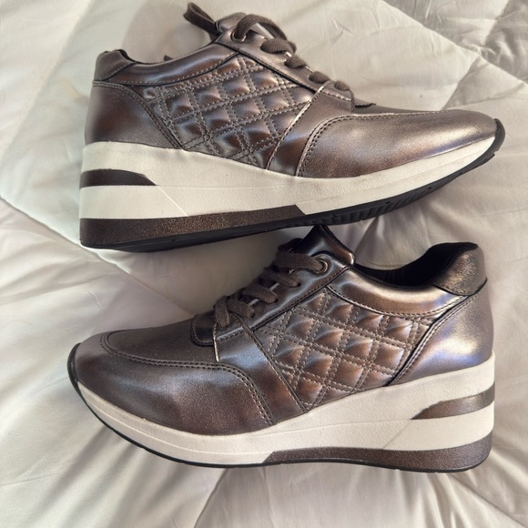 Soda Bronze Metallic Platform Sneakers - Picture 6 of 10
